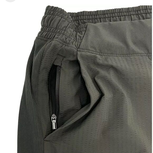 EXCELLENT CONDITION WOMEN’S SIZE 6 ATHLETA TEXTURED BROOKLYN JOGGER GREEN PANTS - Picture 4 of 11